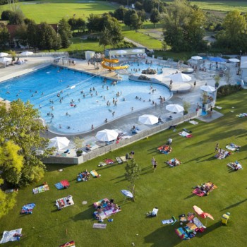 Wellenfreibad Ailingen in Friedrichshafen
